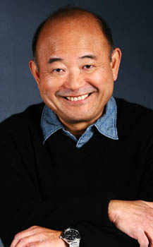 Clyde Kusatsu